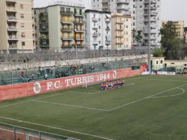 La Turris batte il Gravina. Gialloblù pronti al riscatto nel derby